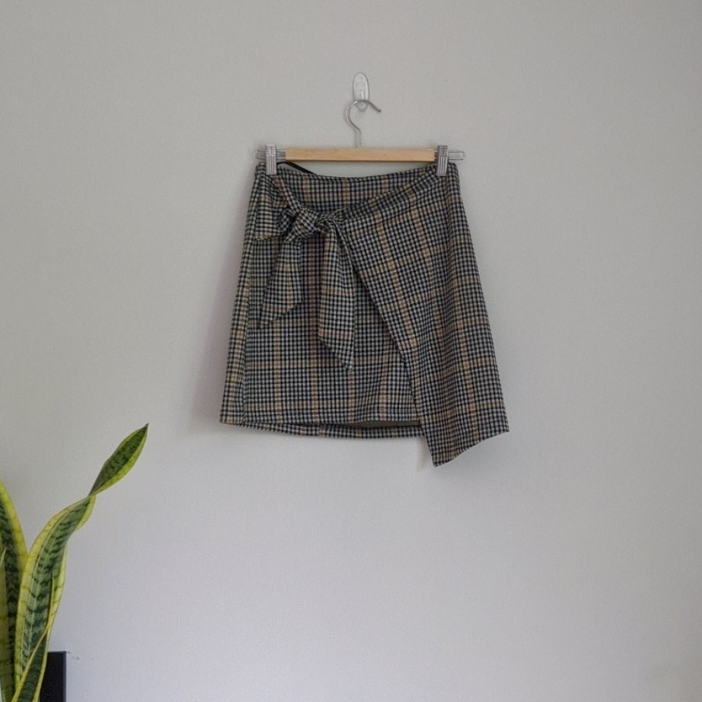 Plaid skirt